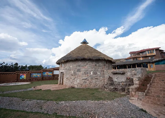 Pachamama Hampina Wasi Ancestral Center *